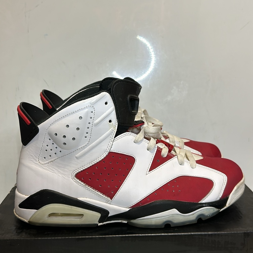 Air Jordan 6 retro. White/Carmine – black.